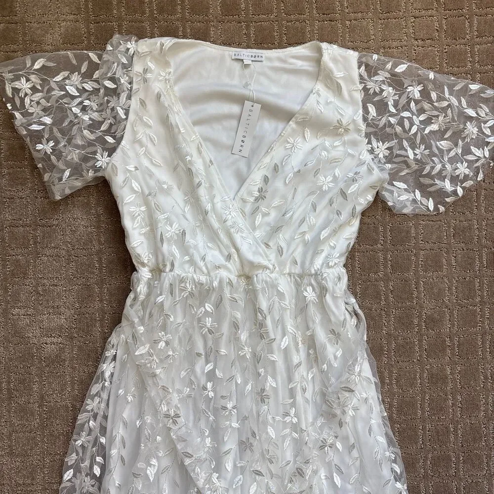 Baltic Born Marseille Embossed Maxi Dress Women's L White Long Slit Bride Fairy - Picture 4 of 10